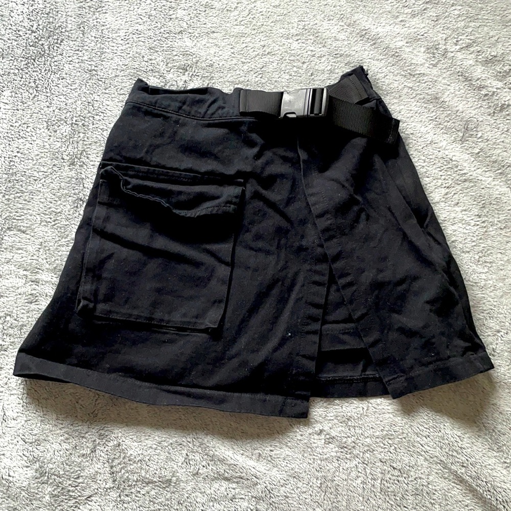 Pocket Detail Wrap Skirt